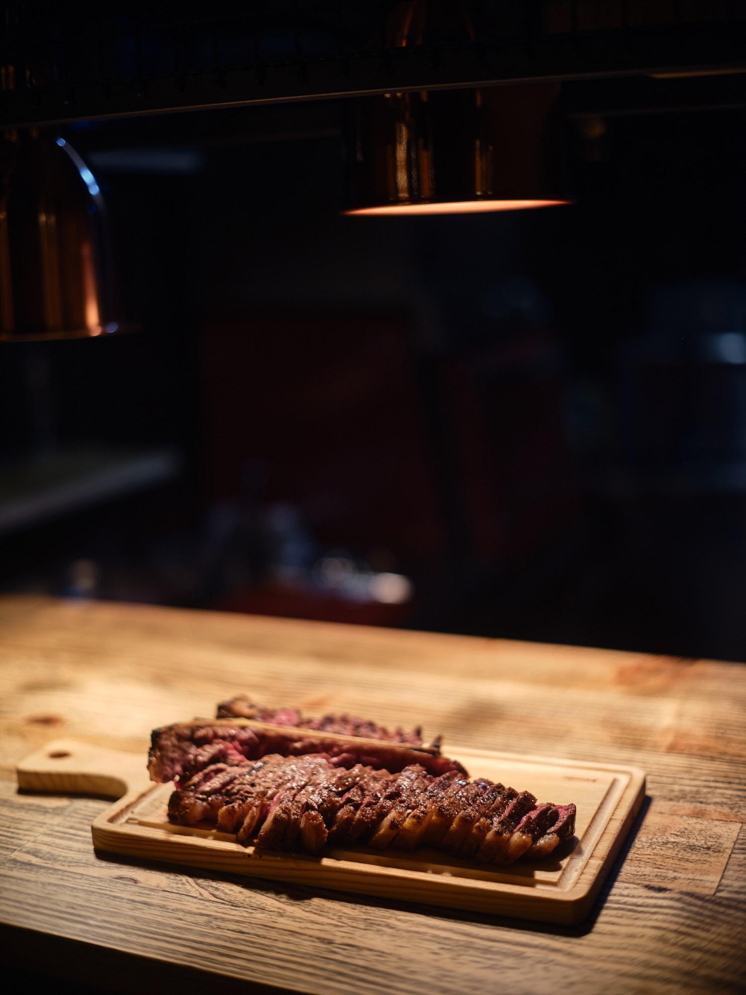Prato de carne preparado no CORTE Steakhouse